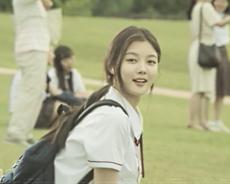 kdramadreams's tweet photo. Woonho’s pov, 20th Century Girl 📹 https://t.co/W7Uc1GIEnT