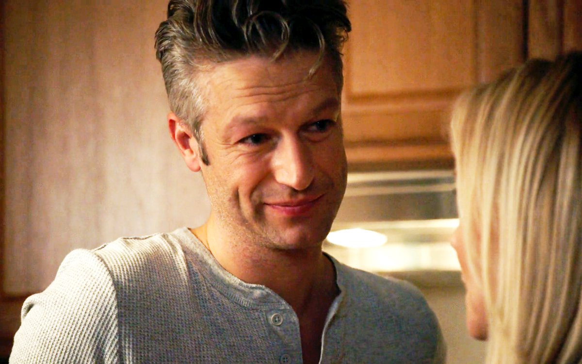 rollinsxcarisi's tweet photo. Dominick Carisi loves Amanda Rollins pass it on
#SVU #Rollisi https://t.co/KzszpUUEW7