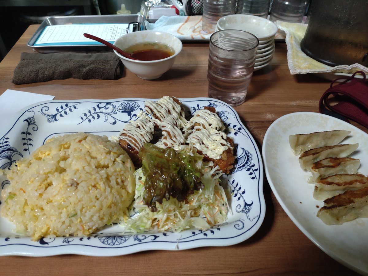 fasterbeat01's tweet photo. 元帥でパーティーなう😆 https://t.co/KkfKhHpFxT