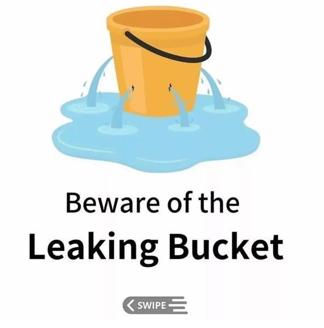 7signxx's tweet photo. Beware of the Leaking Bucket...

THREAD https://t.co/n8aQeY9yRV