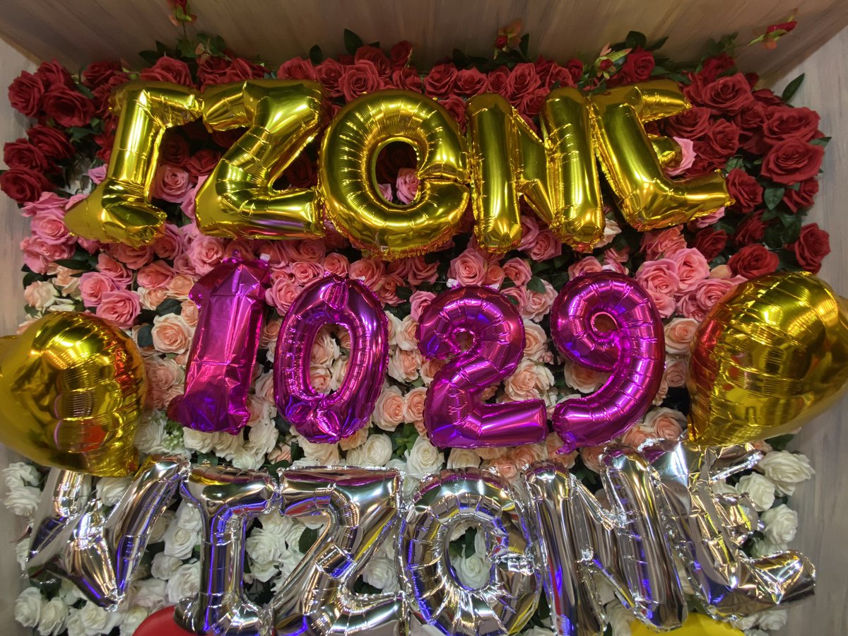 k_popstar11's tweet photo. IZ*ONE 4周年お祝いカフェ行ってきました🌹 まこさん(@minju205_izone )素晴らしい企画をありがとうございます😭💖 いつもTwitter拝見させていただいていた御方にお会いできたし、1人だったけどお話ししてくださった方もいて楽しかった..😭💖
#HAPPY_IZONE_4周年inキスベリー  #IZONE_4th_anniversary https://t.co/O9mGvSu4ra