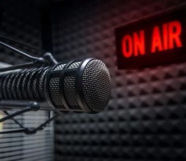 Paul Simms will be joining Bob and Kitti on Academy FM this morning to discuss architecture and design as part of the “Your Weekend Matters” programme. Tune in between 8 and 9 on 105.9FM or online at academyfmfolkestone.com
#AcademyFM #architecture #architect #profilearchitects