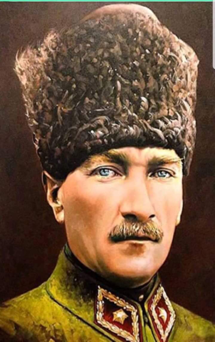 Cumhuriyetimizin kuruluşunun 99 yılında ebedi Başkomutanımız Gazi Mustafa Kemal Atatürk ve kurtuluş mücadelemizin bütün kahramanlarını Saygı Minnet ve Rahmetle anıyorum.Ruhları şad mekanları cennet olsun…
ÇOK YAŞA CUMHURİYET…