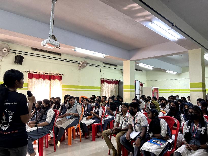 Anvesha_IISER's tweet photo. We conducted outreach in two schools near @tvmiiser! All the clubs were part of this venture! https://t.co/t1wBNCyEnO