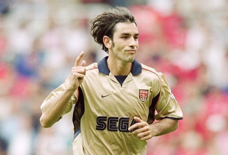 Happy birthday Robert Pires, The invincible legend  