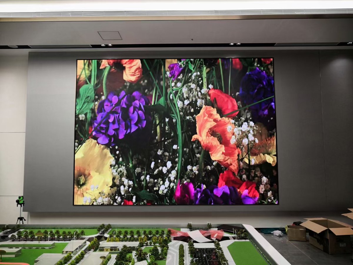 Weiye_Roger's tweet image. Indoor P2 screen size: 4160x2880mm
Refresh rate: 3840Hz 1/40s
Installation is complete, successfully lit
Please contact me to bring you perfect service and higher quality products
#ledwalldisplay #leddisplayscreen #ledposter #ledindoor  #leddisplaysolution #led_wall_display