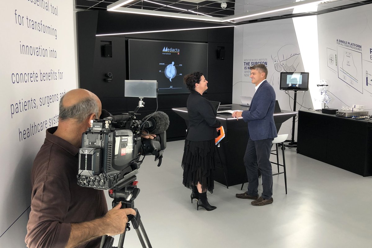 medacta's tweet photo. This week we welcomed @RSIonline to our offices in Rancate for an interview and a demonstration of NextAR™, our Augmented Reality (AR) Surgical Platform.

Do not miss the broadcast on Friday, November 4, 2022, at 7 PM on RSI LA1. 

#NextAR #beMedacta https://t.co/R83uzHzW9X