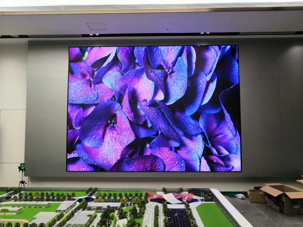 Weiye_Roger's tweet image. Indoor P2 screen size: 4160x2880mm
Refresh rate: 3840Hz 1/40s
Installation is complete, successfully lit
Please contact me to bring you perfect service and higher quality products
#ledwalldisplay #leddisplayscreen #ledposter #ledindoor  #leddisplaysolution #led_wall_display