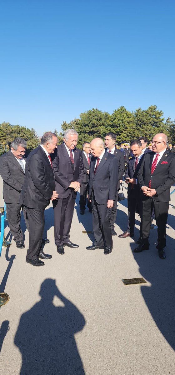 Genel Başkanımız Sayın Devlet Bahçeli Anıtkabir'de 29 Ekim Cumhuriyet Bayramı Törenlerine Katıldı.