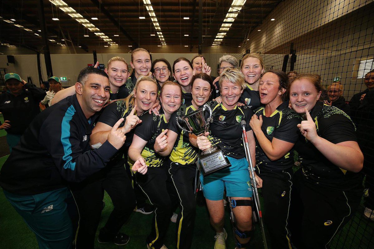 2022 #indoorcricket World Cup

Women’s Finals Recap⬇️

Australia won their 10th Open Women’s title, while NZ won the U-22 final! 

Link⬇️

emergingcricket.com/news/2022-indo…

#CricketTwitter #cricket #CricketAustralia #CricketWorldCup #CricketLive #CricbuzzLive #CricutLaserCut #cricketnews