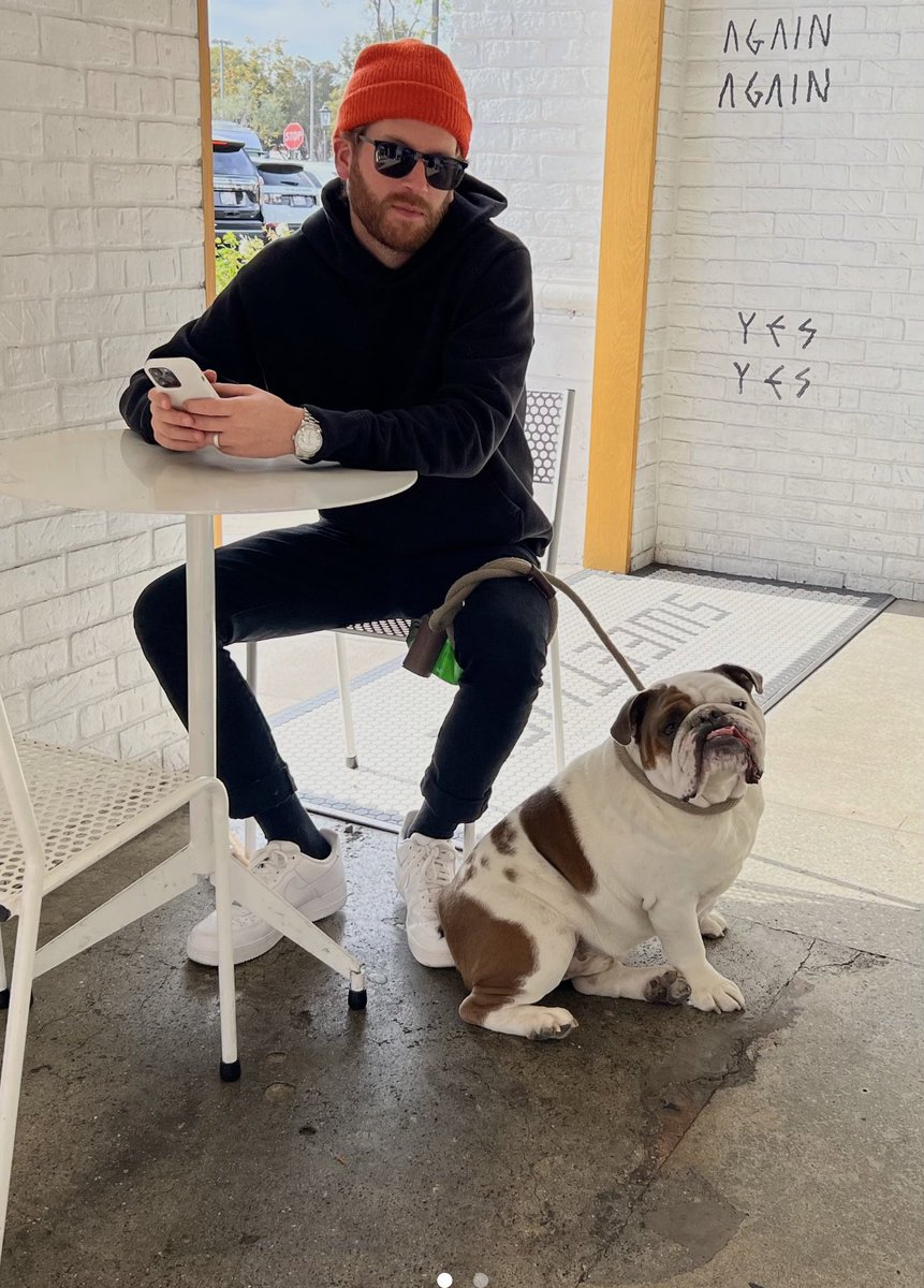 William Morris tweet media