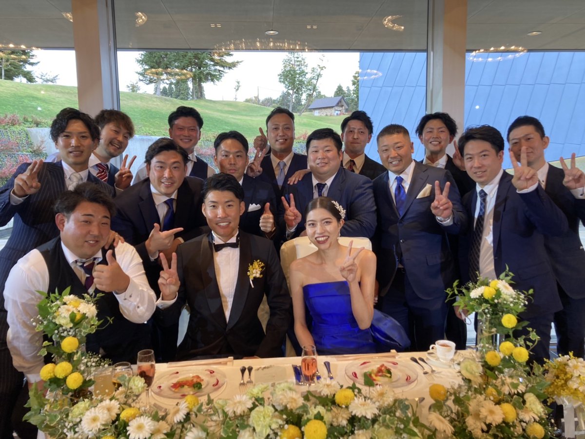 将太、おめでとう！高校の仲間の結婚式もラストかなー？みんな大人になったけど、全然変わらなくて、幸せな空間でした！