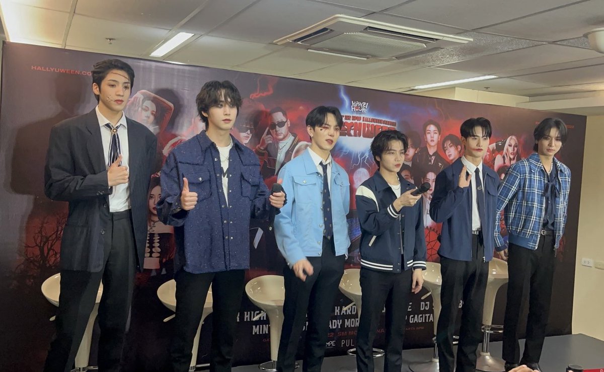 philconcerts's tweet photo. PENTAGON has come 🔥 #HALLYUWEENPH2022 @pulpliveworld https://t.co/XeZLZ7YS8L