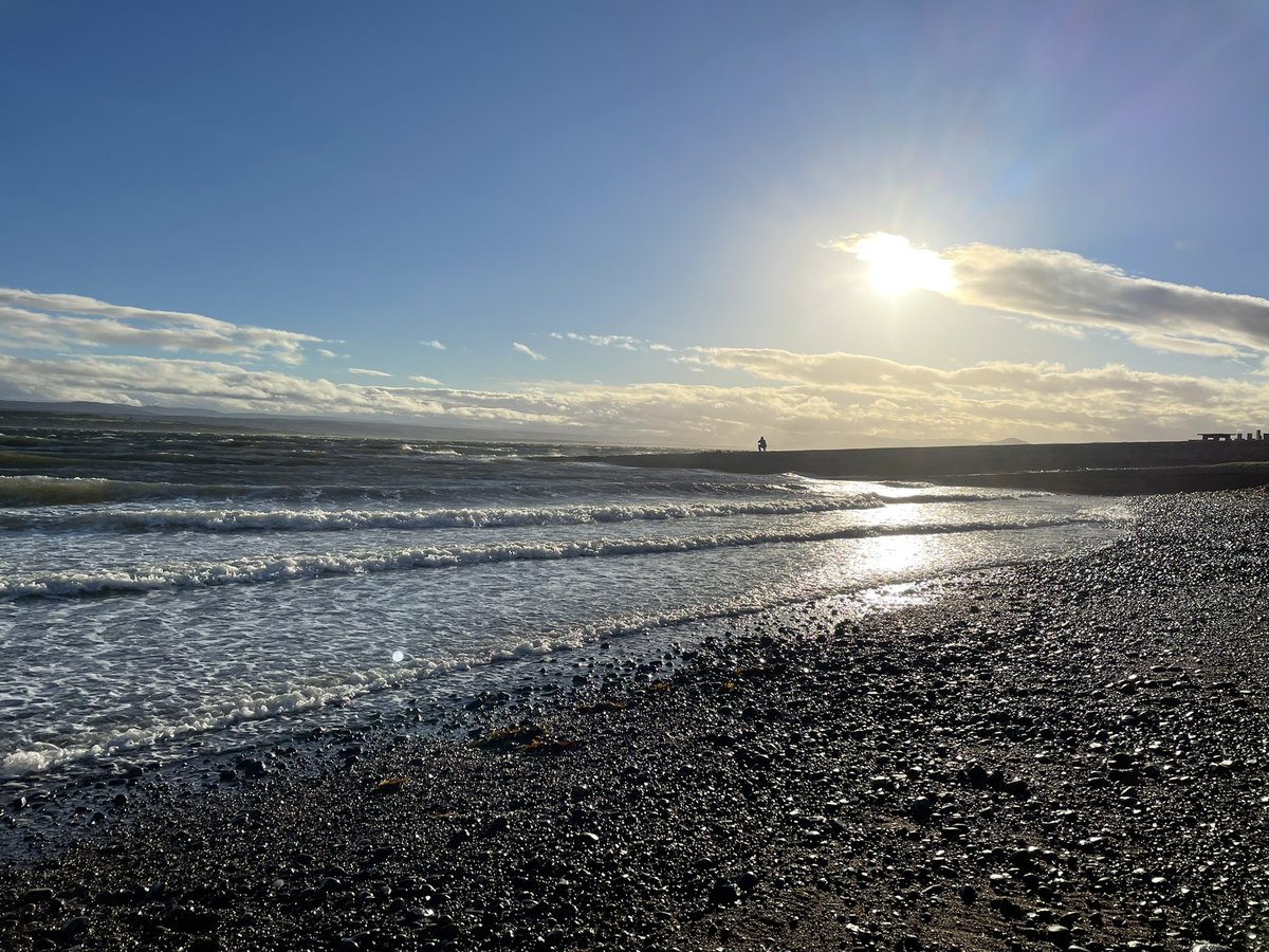sam_dowdall's tweet photo. After a busy couple of weeks at the @CabrachTrust, a well earn’t day off was spent wisely.  Good food, company and fresh air.  Rounding off with a visit to #Chanonrypoint 😍 https://t.co/tShk7DLWcw