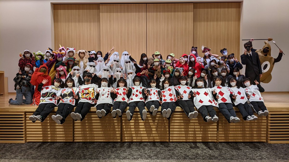 usdc_2002's tweet photo. 今日はHalloweenの仮装！ https://t.co/SygZ5CLGrP
