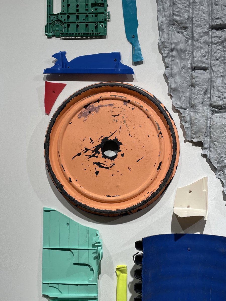 L eye al tweet media