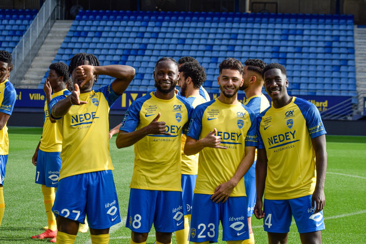 Après sa blessure lors d’un match de préparation cet été, Joseph Lopy fait son apparition pour la première fois dans le groupe du FC Sochaux pour la réception du SSEP Hombourg-Haut ! 💛💙

<a href="/JosephLopy8/">Joseph Lopy</a> 💪🏿