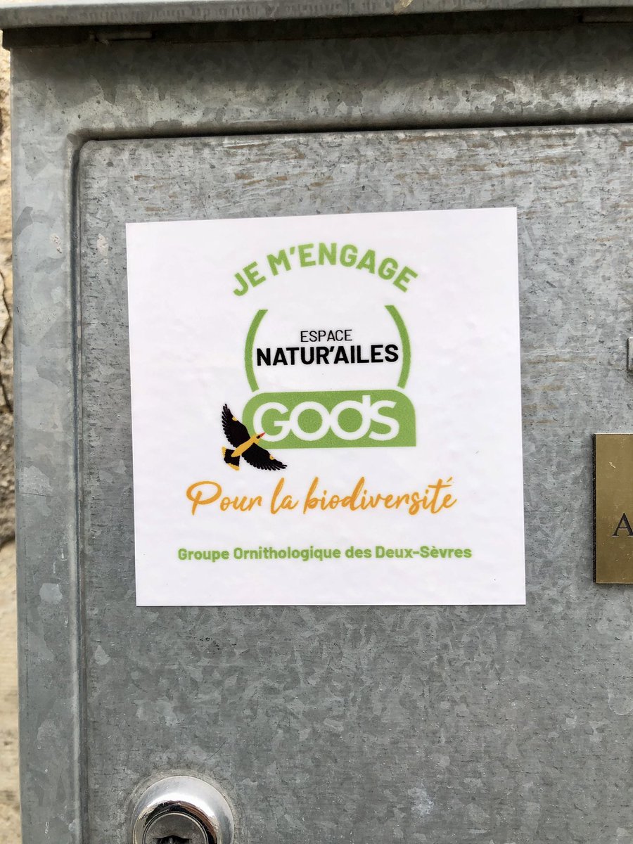cecile_girardin's tweet photo. Bienvenue au label du #gods dans mon jardin à #niort. Le groupe ornithologique des #deuxsevres incite les particuliers et les entreprises à protéger la biodiversité par la signature d’une charte. Retrouvez l’association au #fifo à #menigoute. https://t.co/AuoJgTbJwA