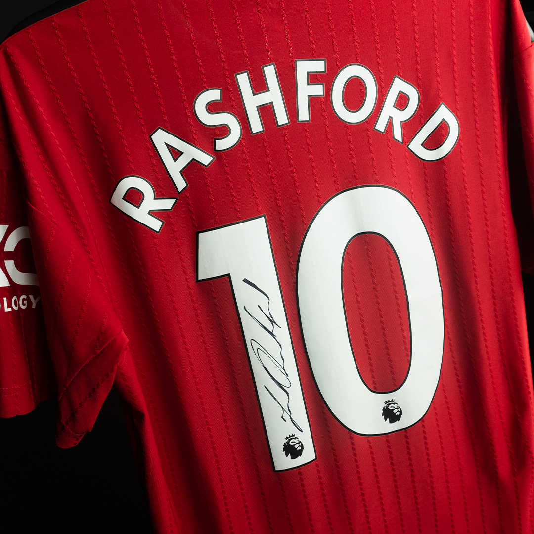 MU_Foundation's tweet photo. The deadline for the @ManUtd @MatchWornShirt auction has been extended to Tuesday ⏰

More items have been added, so don’t miss out on your chance to win one of these fantastic shirts and support the Foundation 🤩🔴

🔗 https://t.co/OWQThBGnrq https://t.co/MpYwP7Ryix