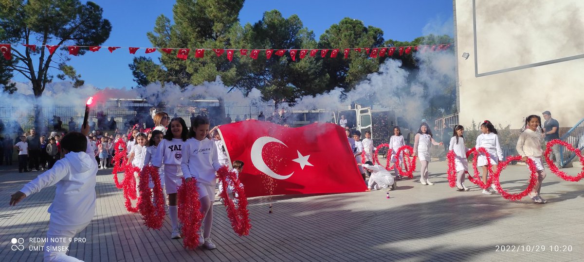 HacParal's tweet photo. Cumhuriyetimizin 99. yıl dönümünü kutlamanın gururunu ve mutluluğunu yaşıyoruz.
29 Ekim Cumhuriyet Bayramı’mız kutlu olsun! #29EkimCumhiyetBayramımız https://t.co/KNrgnJ42I6