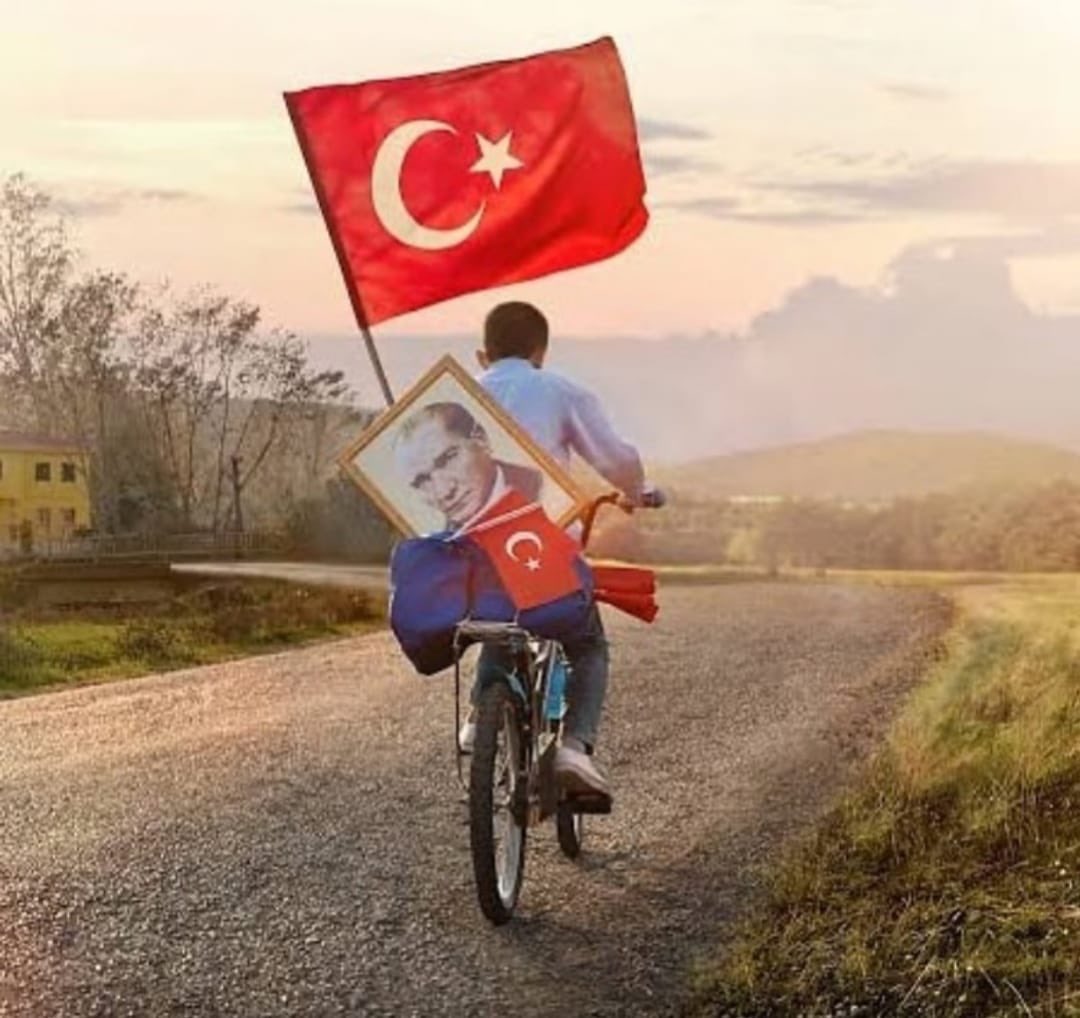 ozgetemiz87's tweet photo. #29EkimCumhiyetBayramı https://t.co/HCDgai9Ypp