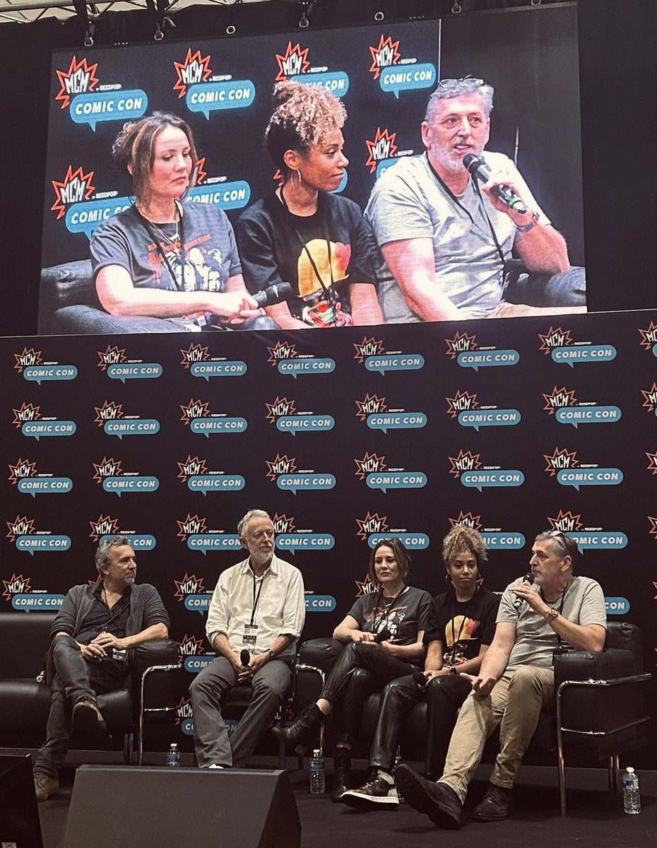 #DancingLedgeProductions (@dancingledgeuk) on Twitter photo Our #DancingLedgeProductions screenwriting panel at <a href="/MCMComicCon/">MCM Comic Con</a> yesterday with those <a href="/bbcwritersroom/">BBC Writers</a> global superheroes 🦸♂️ 🦸🏽♀️🦸🏻♀️<a href="/tonyshoey/">Tony Schumacher</a> <a href="/LL_Sequeira/">Lauren Sequeira (she/her) 🏳️🌈</a> and <a href="/NessaWrafter/">Nessa Claire Wrafter</a> our <a href="/UKScreenSkills/">ScreenSkills</a> @itv <a href="/LisaMMcGee/">Lisa McGee</a> mentored star & DLP MD @chriscareyWTPC beautifully hosted by <a href="/weeclaire/">Claire Lim</a> Our #DancingLedgeProductions screenwriting panel at <a href="/MCMComicCon/">MCM Comic Con</a> yesterday with those <a href="/bbcwritersroom/">BBC Writers</a> global superheroes 🦸♂️ 🦸🏽♀️🦸🏻♀️<a href="/tonyshoey/">Tony Schumacher</a> <a href="/LL_Sequeira/">Lauren Sequeira (she/her) 🏳️🌈</a> and <a href="/NessaWrafter/">Nessa Claire Wrafter</a> our <a href="/UKScreenSkills/">ScreenSkills</a> @itv <a href="/LisaMMcGee/">Lisa McGee</a> mentored star & DLP MD @chriscareyWTPC beautifully hosted by <a href="/weeclaire/">Claire Lim</a>