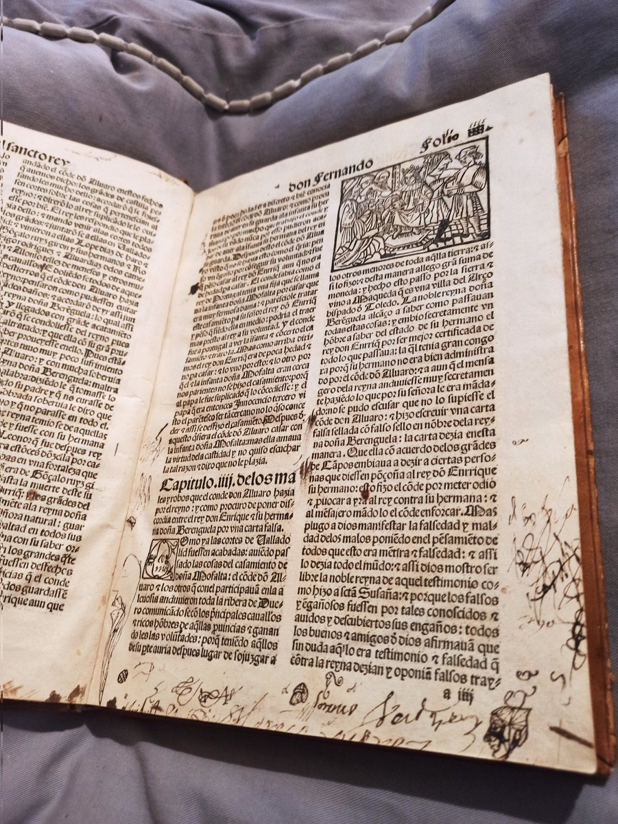 monetsIiIies's tweet photo. Ayer realicé una visita a la biblioteca del monasterio de El Escorial y nos enseñaron este ejemplar, los garabatos de los márgenes los hizo Felipe II cuando tenía 12 años y estudiaba junto a humanistas https://t.co/t9Jk2R3rg5