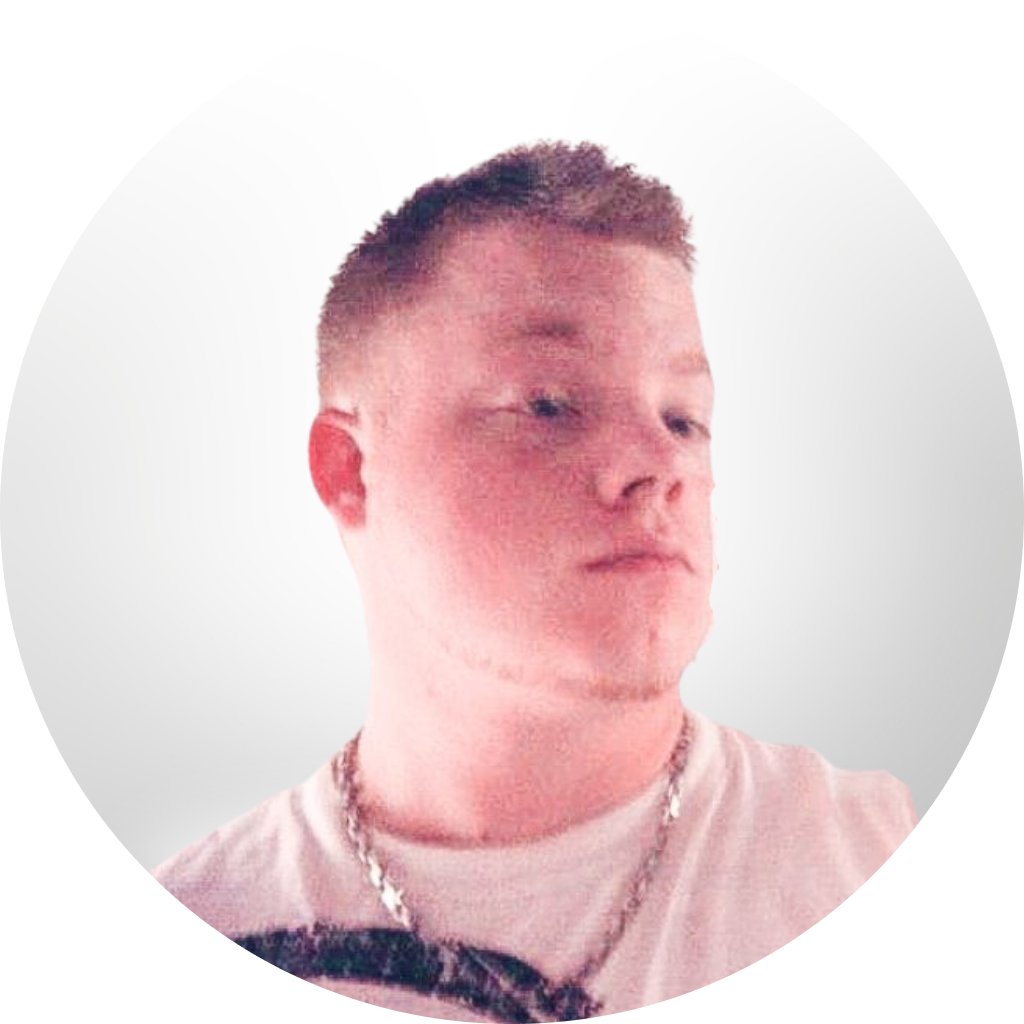 KevinLacoste87's tweet photo. #NewProfilePic https://t.co/XtsH7ld5DY