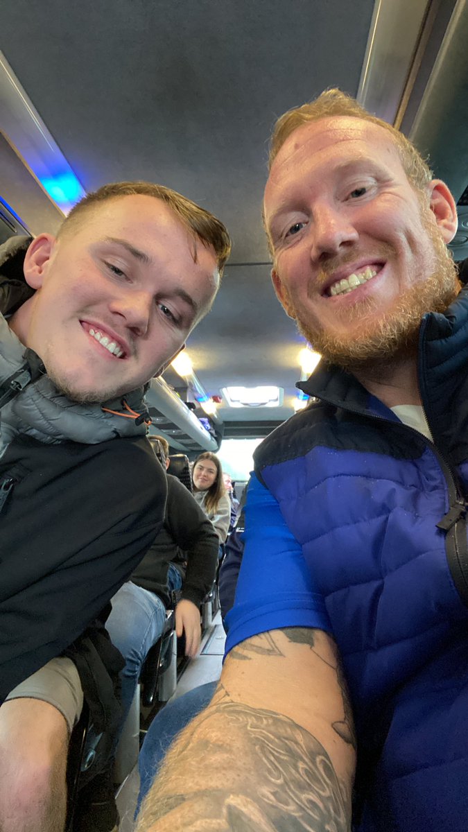 robbo_1981's tweet photo. Road trip to Derby with the boys!! #UTG @Official_BRFC https://t.co/XwqqGNZD7y