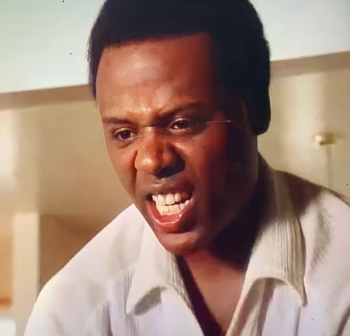 suemarree's tweet photo. Love this guy @ChristianPayton https://t.co/LqD1J6HXhl