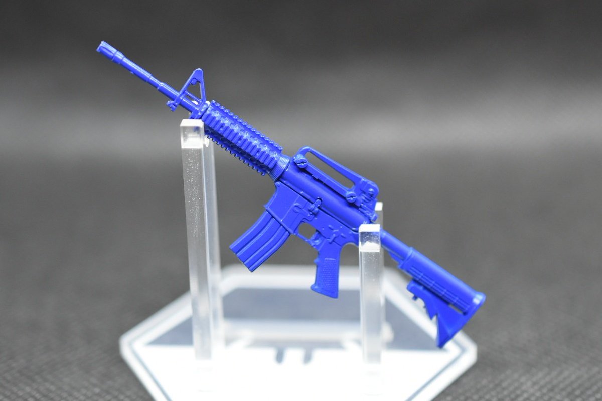 ammocan762's tweet photo. ブルーガン
トレーニング用のラバー製の模擬銃
#リトルアーモリー
#リトルアーモリーを装備
#littlearmory 
#ブルーガン
#bluegun https://t.co/5XFAWtavIP