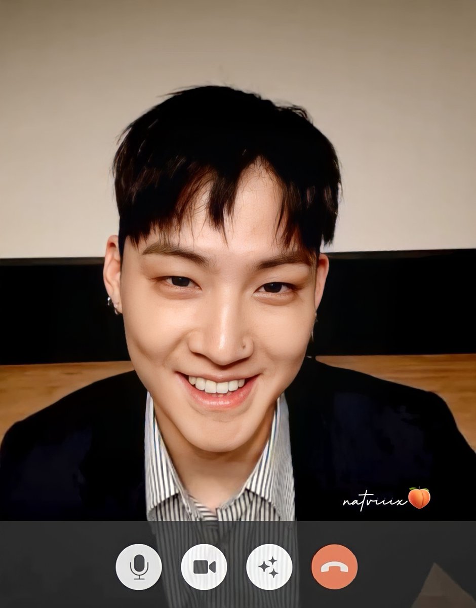 natviiix's tweet photo. บอกว่าตอนนี้พวกเราช่วยกันโหวตให้กัซอยู่นะ พจบ ยิ้มเลยแฉ่งเลยพอรู้ว่า Official Prediction กัซได้ที่ 10 แล้วก็ฝากถึงนกน้อยว่า โคมาวอโย miss you Ahgase💚🐥
สู้นะทุกคน โหวตทุกทางเอารางวัลมาให้ได้นะ
#MAMAVOTE #GOT7 https://t.co/tGFfOxCDLn