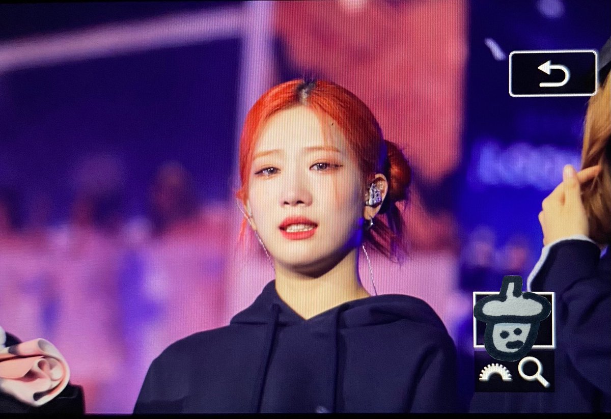 kim lip pics tweet media