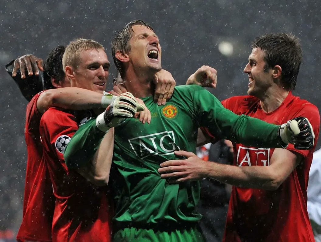 Happy birthday to Edwin van der Sar!  