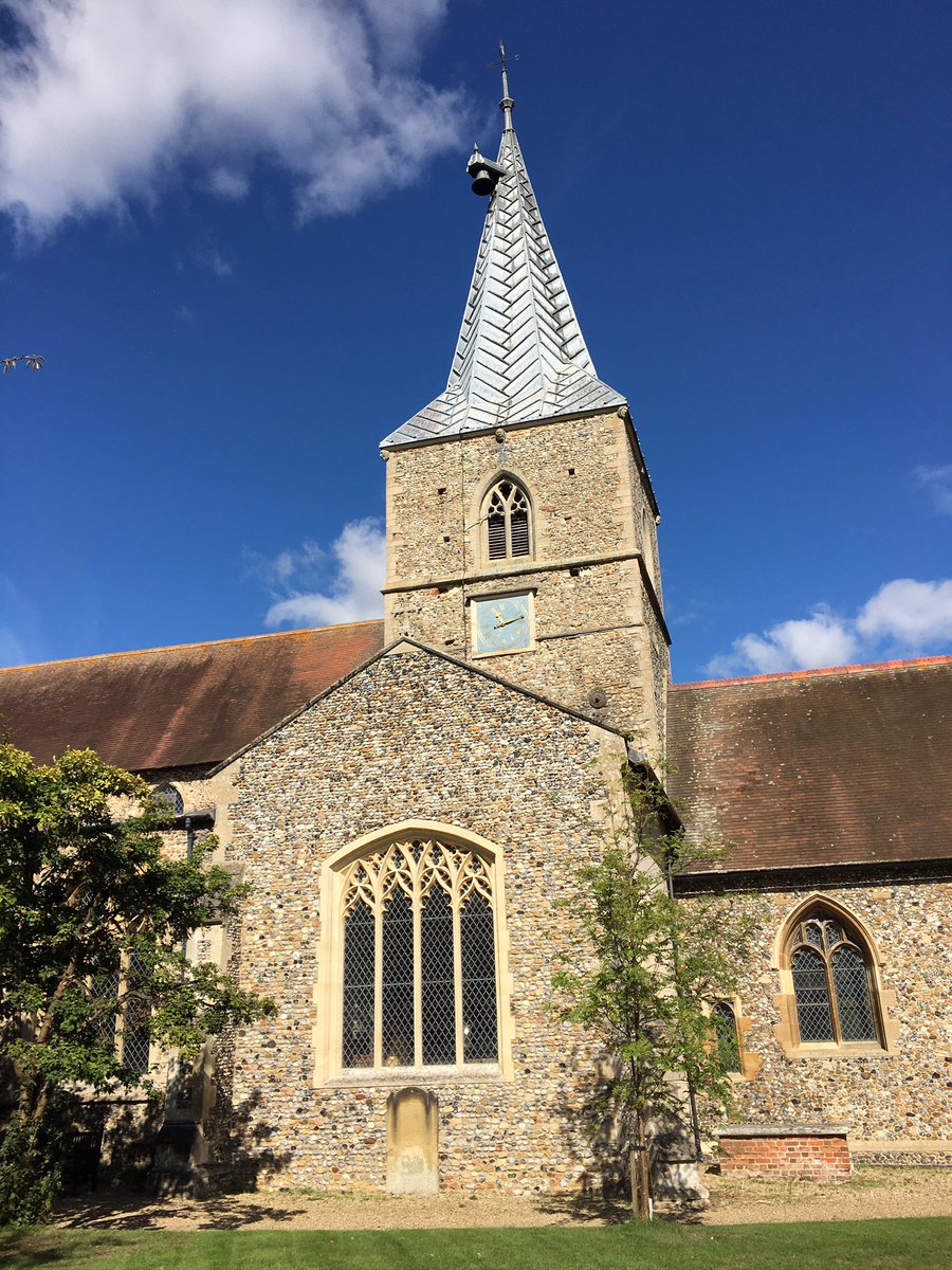 mutley7781's tweet photo. ๐ #Ickleton #Cambridgeshire
14th C tower on โfootprintโ of an older Romanesque tower. Crowned with a reconstructed 13th C broach spire from the old tower. (Church guide)
An unusual feature is the โSanctusโ bell, hung in a cantilevered manner from the spire.
#SteepleSaturday https://t.co/KBBiWFOiON