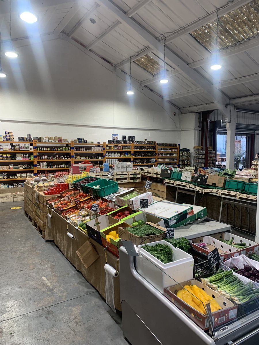 TatwsTrading's tweet photo. #llandudno looking 😍😍😍😍open til 5pm https://t.co/jNq30dQEEy