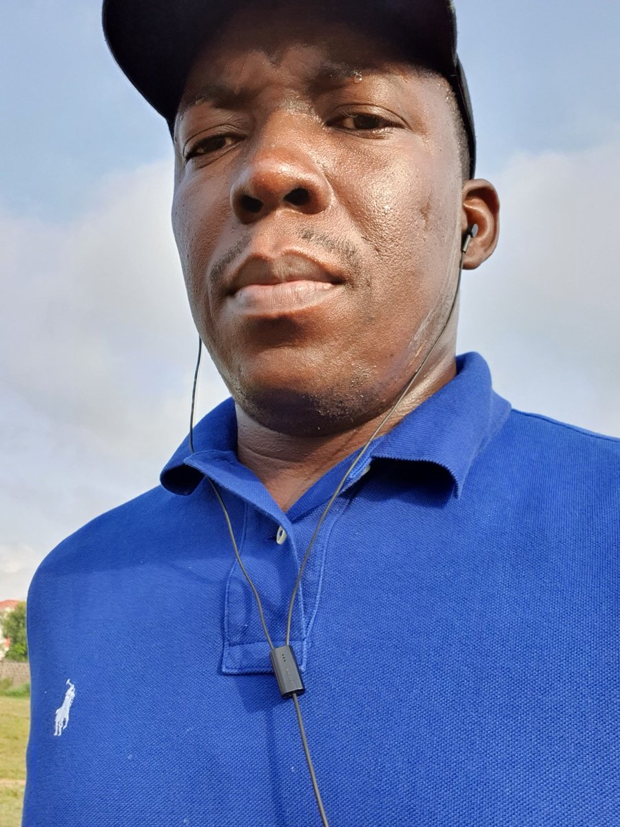 kmnatchaba's tweet photo. #JNS #Golfe5 https://t.co/plh5ls628r