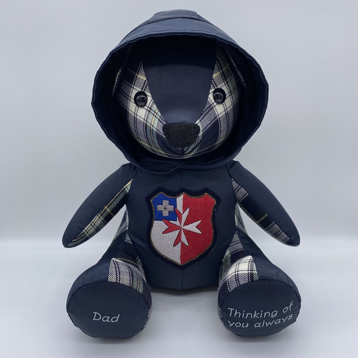 This memory bear was made from a coat. The coat had a hood which I also included and to the chest I added a patch that was sent with the coat. What a beautiful bear one coat can make in memory of a loving dad 💜🧸 #HandmadeByHenri #Memories #DadInHeaven #Loss