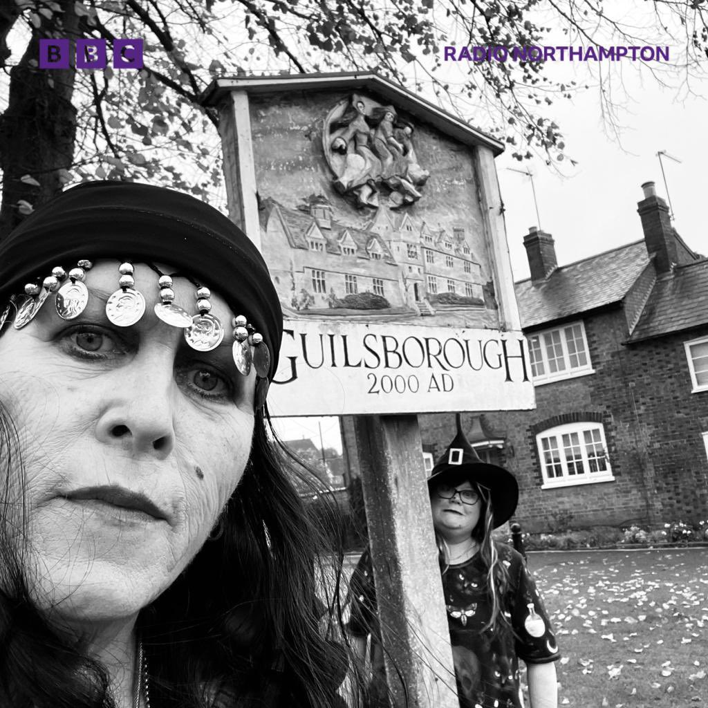 Nessun Donna and driver Helen are out and about, looking spooky this morning in the Radio Northampton car!