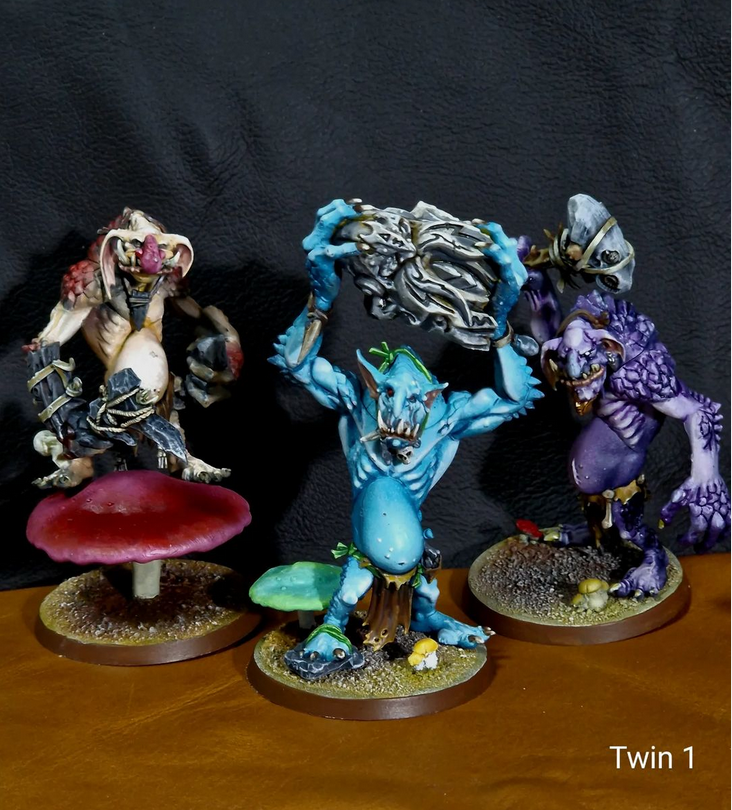 TwinnedM's tweet photo. Gruesome rockgut troggoths!
Fun to work on these three.
.
.
.
#warhammercommunity #paintingwarhammer #35yearsof40k #rockguttroggoth #ageofsigmar #aos #paintingminis #paintingminiatures #tabletopminiatures #trolls #tabletopgames https://t.co/H4wD7dxlv7