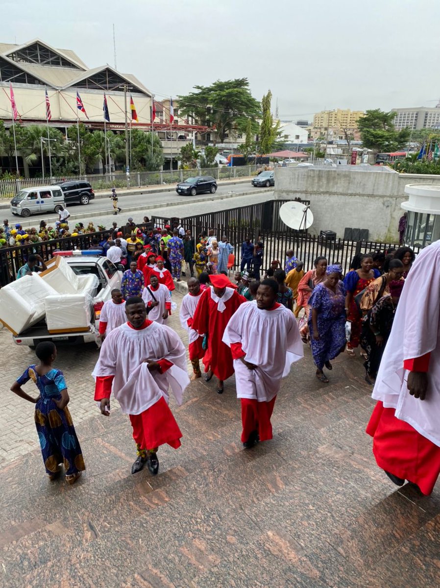 RCCGCityofDavid's tweet photo. SEE: The moment #CODClassicalChoir arrived #TRINITYTOWERS for 2022 #AriseWomensConference themed #ByAppointment 

We look forward to some classical and melodious hymns today ☺ https://t.co/udN6JfMik3
