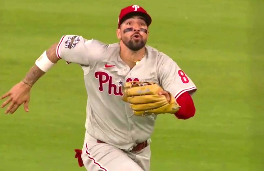 Healthcare24a's tweet photo. World Series Game 1 » Web Stories https://t.co/VkGecOcc7e https://t.co/tsy5z2z7m0