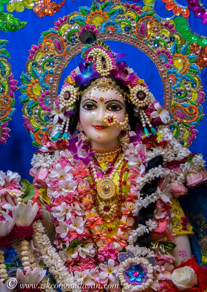 GaurangaDas's tweet photo. One moment you feel so stressed, and the other moment you feel fine.

Just because you prayed, you took the Lord's name.
That's the magic of chanting.

#harekrishna #krishnaconsciousness #krishnaleela #lordkrishna #krishnaradha #radhakrishna #iskcon https://t.co/9denPnJ5lz