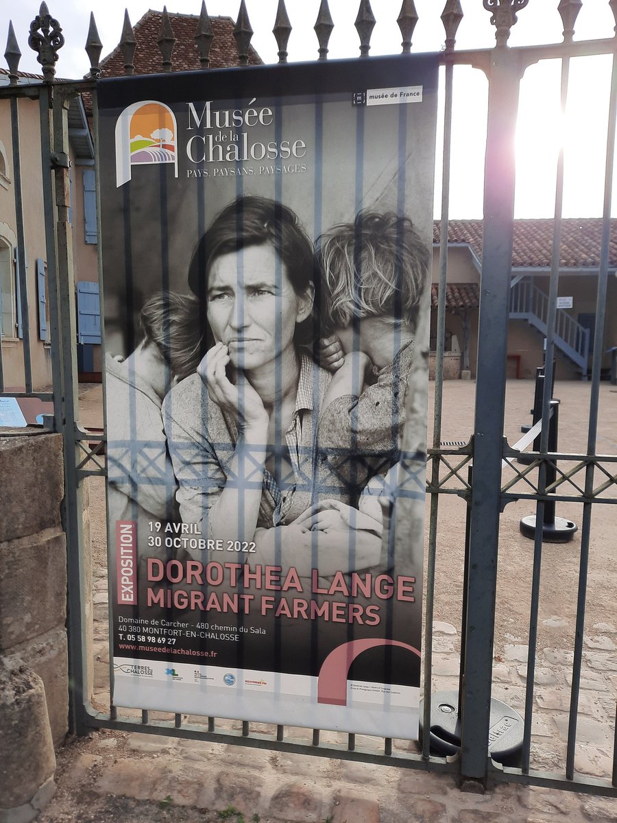 KikeToulouse's tweet photo. Je visite enfin la magistrale expo Dorothea Lange #ExpoDorotheaLange au toujours superbe domaine du @MusChalosse  à #Montfort-en-Chalosse #Chalosse #Gascogne #photo #Lange https://t.co/IrIB6vpaCn