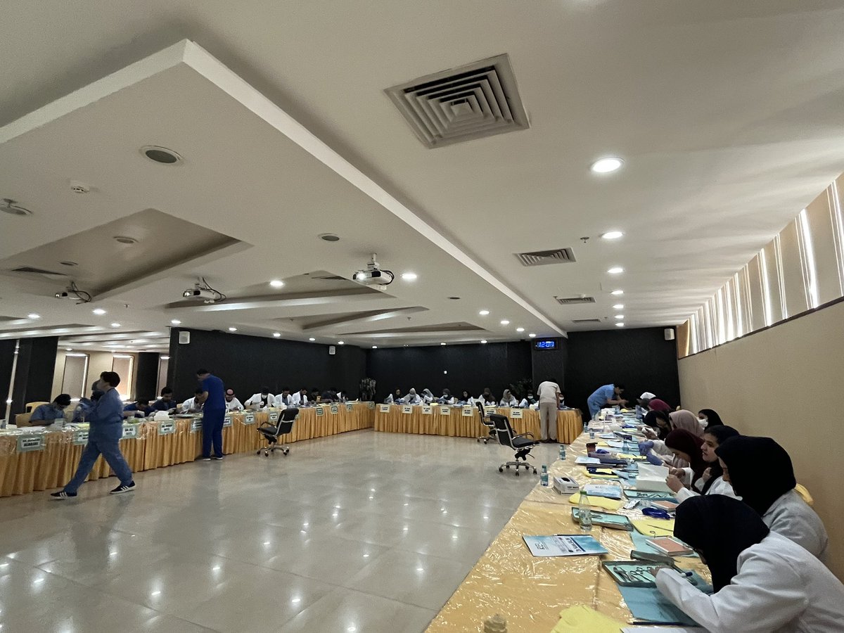 Implant_Diploma's tweet image. Happening Now: 15th Basic Surgical Training Course (BST) 8 CME hrs

#suturetechniques
#workshopactivity