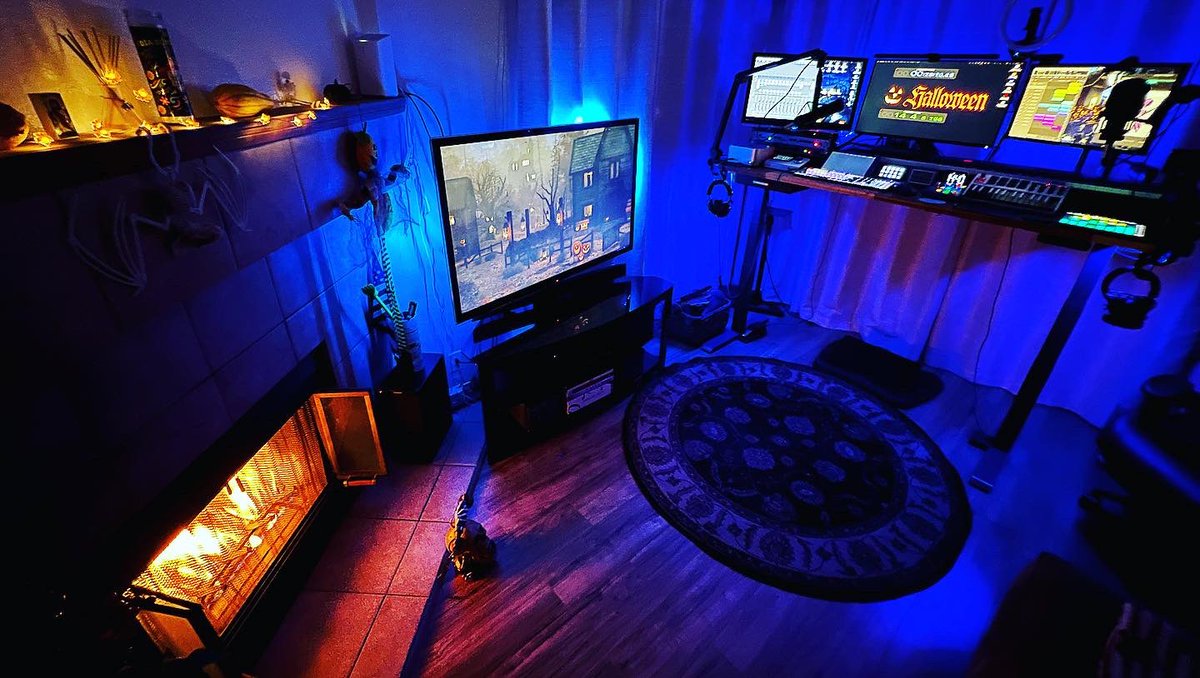 ottodetogni's tweet image. New studio !!! Very happy with the result and the standing desk is a game changer! #feeltheenergy #vibey #projectstudio #jobisnotfinished #standingdesk #zoom #onlineclasses @MIHollywood @uclaextension @AvidProTools @Avid