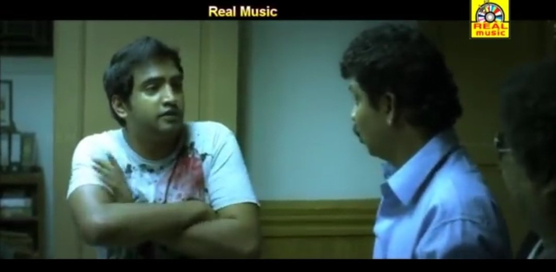BaraniP's tweet photo. @Cinebab அய்யோ அய்யோ என்னடா லிஸ்ட்லா  எடுக்குறீங்க https://t.co/vjfcEcqe0J