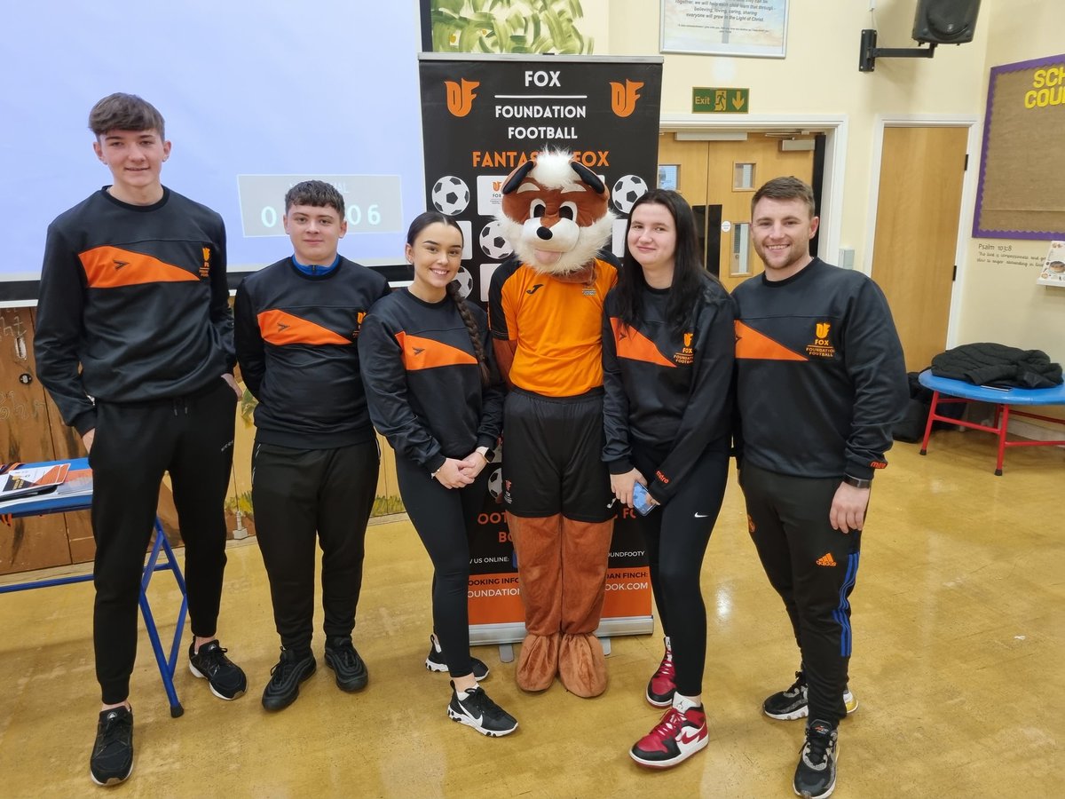 foxfoundfooty's tweet photo. We are proud to have provided Sport BTEC &amp; Degree students from @bbcollege @bbcollegesport with work experience opportunities over this half term supporting on our sport course for local children.

The students were a credit to the college &amp; are welcome back in the future! 🙌 https://t.co/bdDJwoD24m