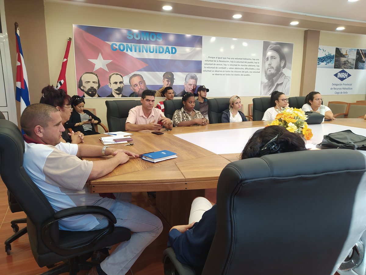 DespachoMagalys's tweet photo. Importante intercambio con jóvenes reservas del sistema de Recursos Hidráulicos,se desarrolló en el día de ayer en la delegación avileña,cómo parte de las actividades de la jornada Camilo-Ché.
#PorCubaVenceremos
#DPRHCuba
#LatirAvileño
@INRHCdeAvila https://t.co/W0ZkZXfcMH