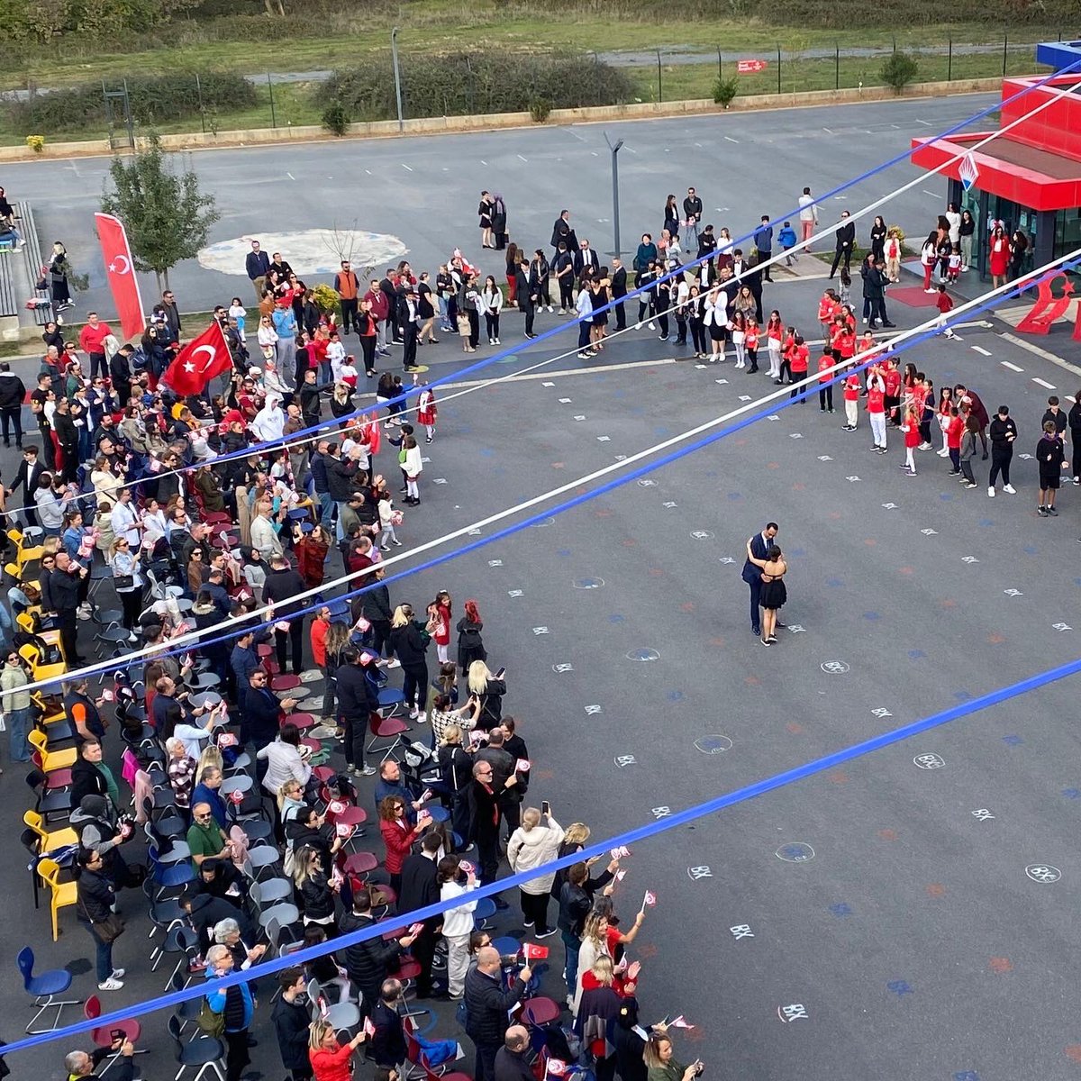 Cumhuriyet Bayramının 99. Yılını Büyük Coşkuyla Kutladık.🇹🇷
#bahçeşehirkoleji 
#29EkimCumhuriyetBayramı